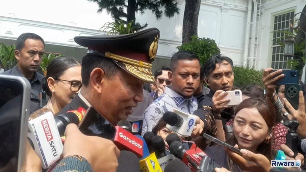 Jenderal Listyo Sigit Prabowo dicopot dari Kapolri dan menempati jabatan barunya sebagai Kepala KSP